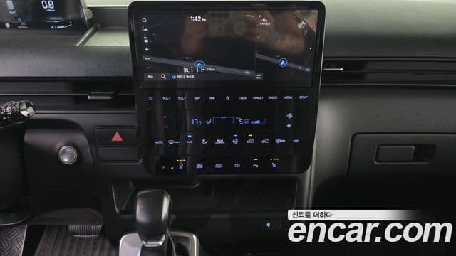 Hyundai Staria 2021 — Şəkil 13/20