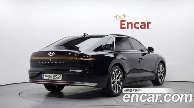 Hyundai Grandeur 2023 — Şəkil 2/20