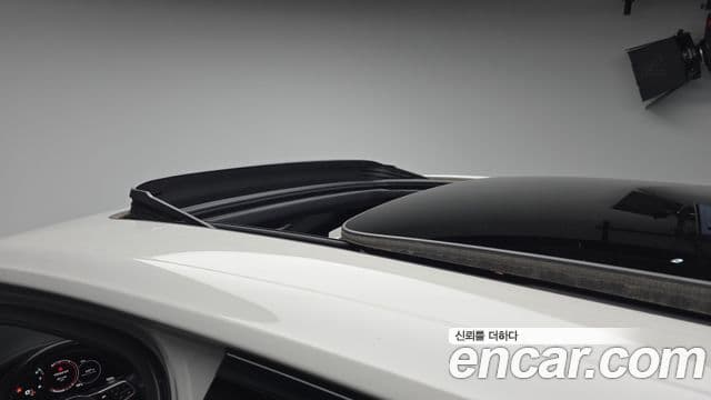 Porsche Cayenne 2022 — Şəkil 16/20
