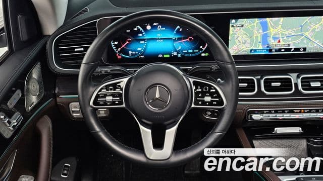 Mercedes-Benz GLE-Class 2023 — ფოტო 14/20