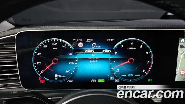 Mercedes-Benz GLE-Class 2023 — ფოტო 7/20