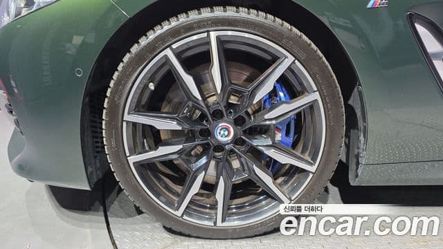 BMW 8 Series 2022 — Şəkil 5/20