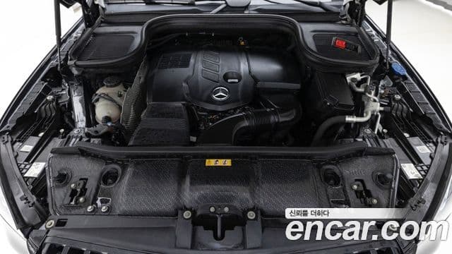 Mercedes-Benz GLE-Class 2022 — ფოტო 5/20