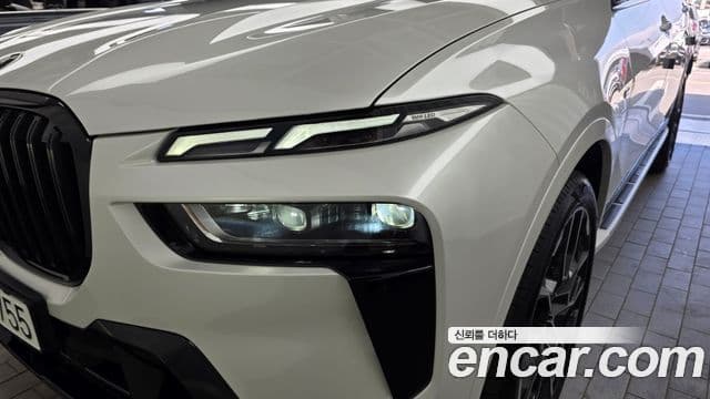 BMW X7 2025 — Photo 14/33