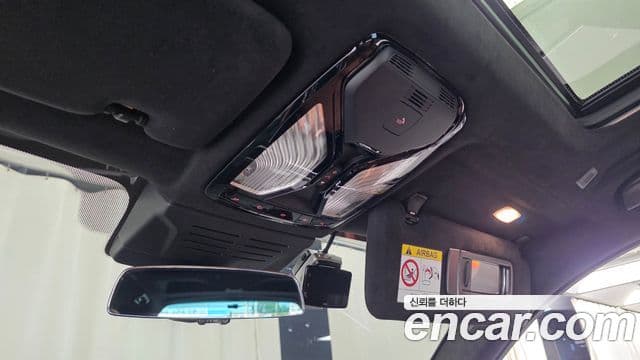 BMW X7 2025 — Photo 11/33