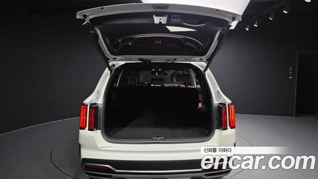 Kia Sorento 2021 — фото 20 из 20