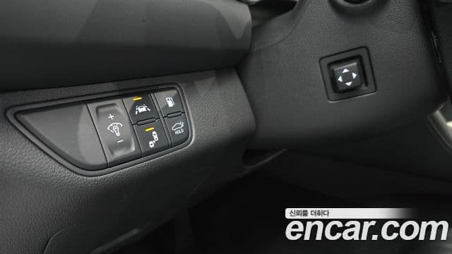 Genesis G70 2019 — ფოტო 20/20