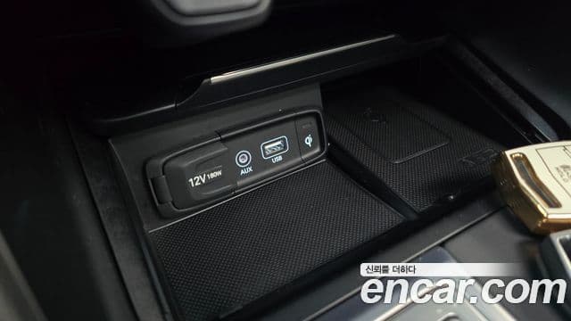 Genesis G70 2019 — Photo 9/35