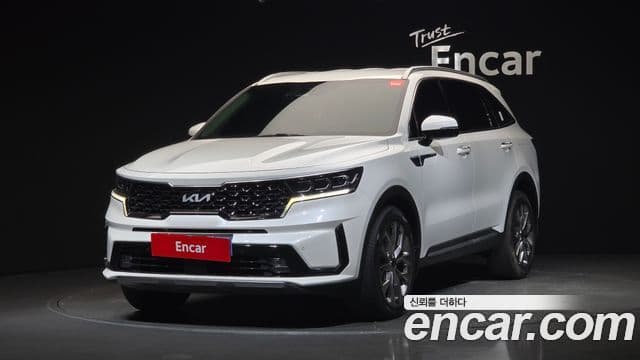 Kia Sorento 2023 — ფოტო 1/20