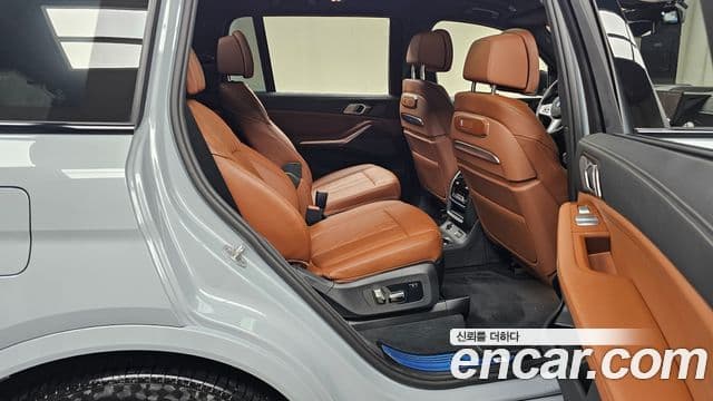 BMW X7 2024 — ფოტო 11/20
