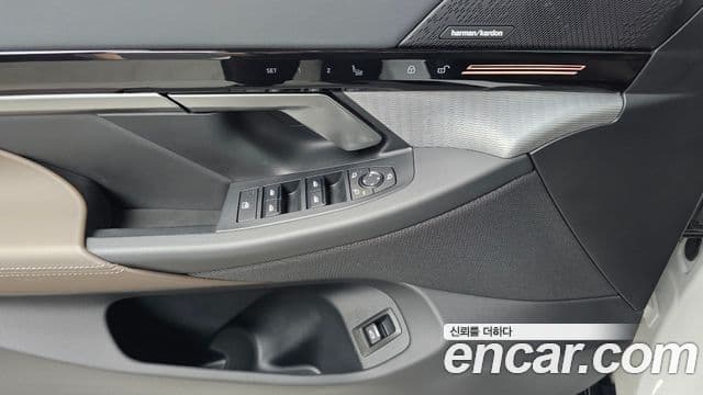 BMW 5 Series 2024 — Photo 31/32