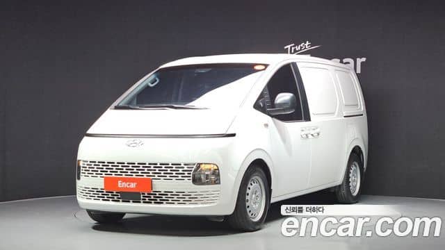 Hyundai Staria, 2022