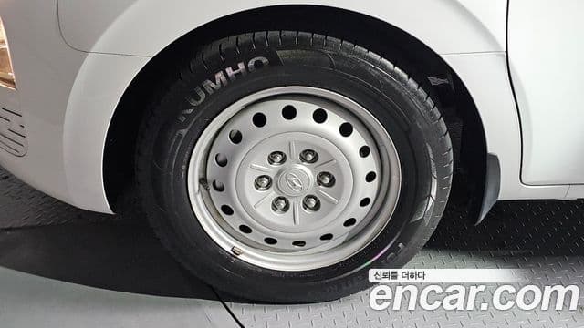 Hyundai Staria 2022 — фото 5 из 20