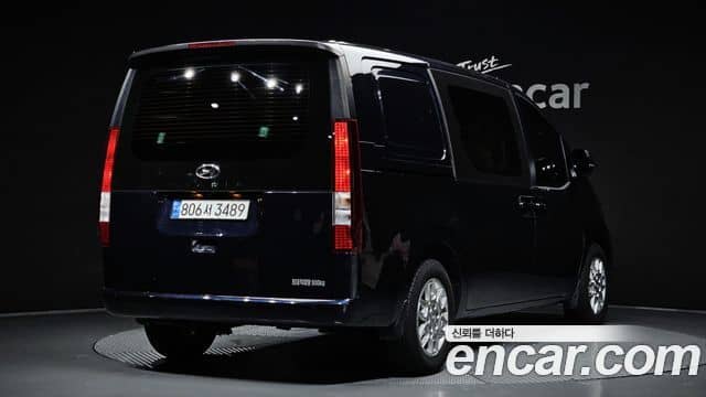 Hyundai Staria, 2022