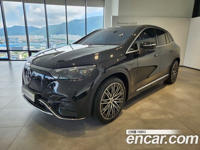 Mercedes-Benz EQE SUV 2025 — Photo 1/20