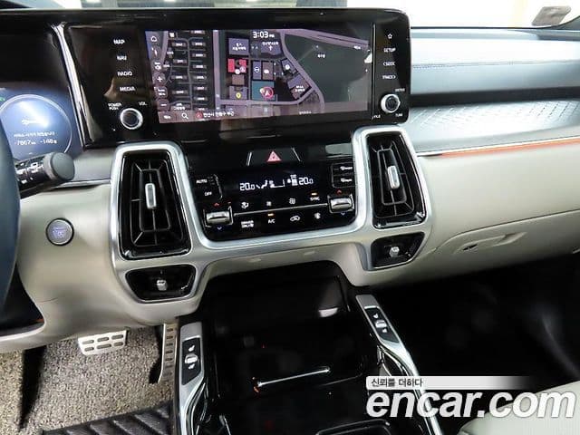 Kia Sorento 2021 — Фото 14/20