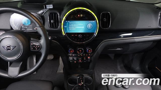 Mini Cooper Countryman 2023 — ფოტო 13/20