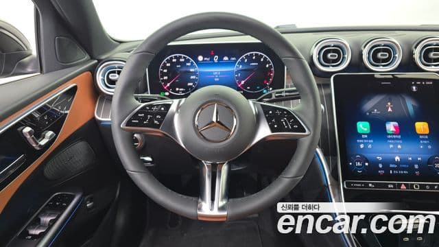 Mercedes-Benz C-Class 2025 — ფოტო 13/20