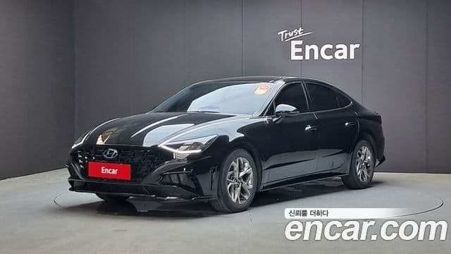 Hyundai Sonata 2021 — ფოტო 1/20
