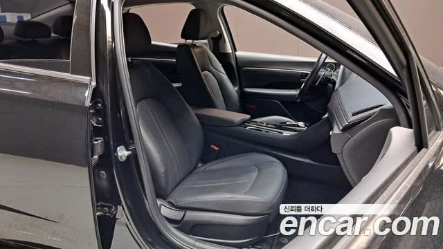 Hyundai Sonata 2021 — ფოტო 12/20