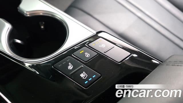 Kia K8 2022 — ფოტო 17/20