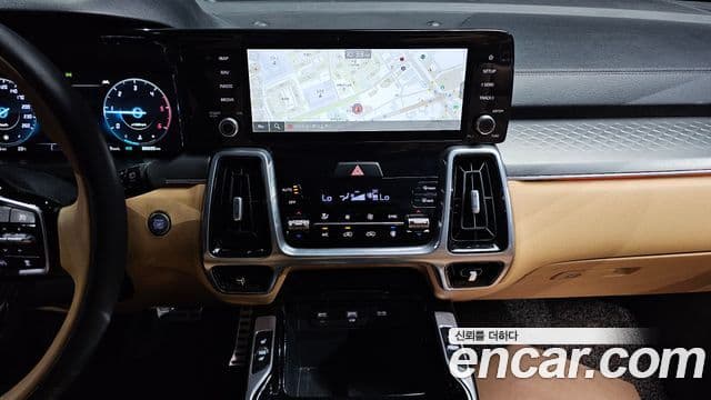 Kia Sorento 2023 — Şəkil 14/20