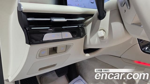 Genesis Electrified G80 2025 — Şəkil 12/20