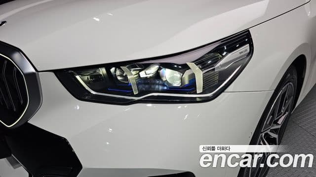 BMW 5 Series 2025 — Şəkil 2/30