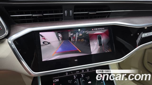Audi A7 2023 — фото 16 из 20