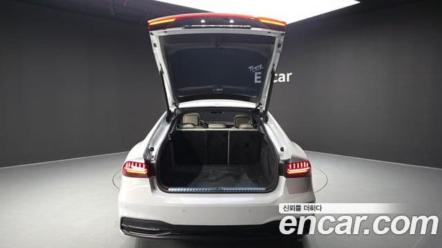 Audi A7 2023 — фото 20 из 20