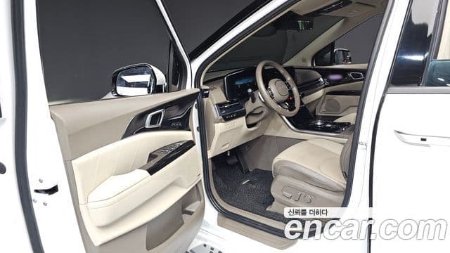 Kia Carnival 2021 — Şəkil 10/20