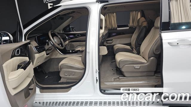 Kia Carnival 2021 — Şəkil 11/20