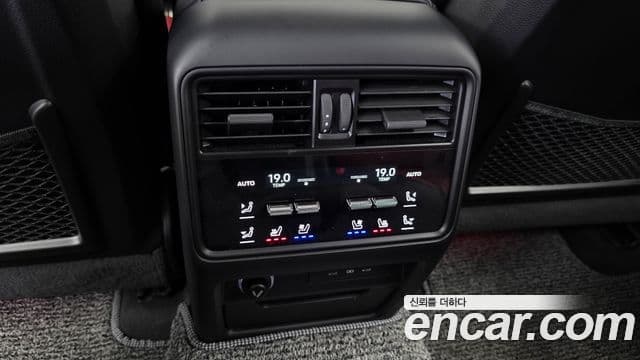 Porsche Cayenne 2024 — Photo 6/34
