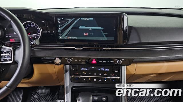Kia Carnival 2021 — Şəkil 13/20
