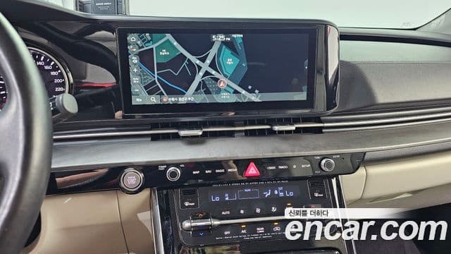 Kia Carnival 2020 — фото 14 из 20