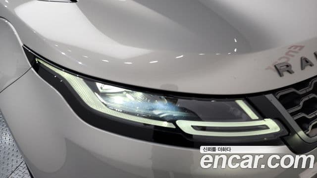 Land Rover Range Rover Evoque 2022 — Photo 26/34