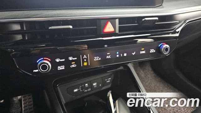 Kia K5 2024 — фото 17 из 20