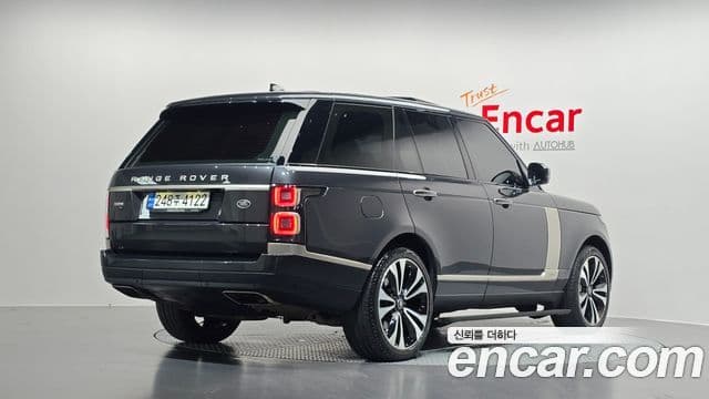 Land Rover Range Rover 2021 — ფოტო 2/20