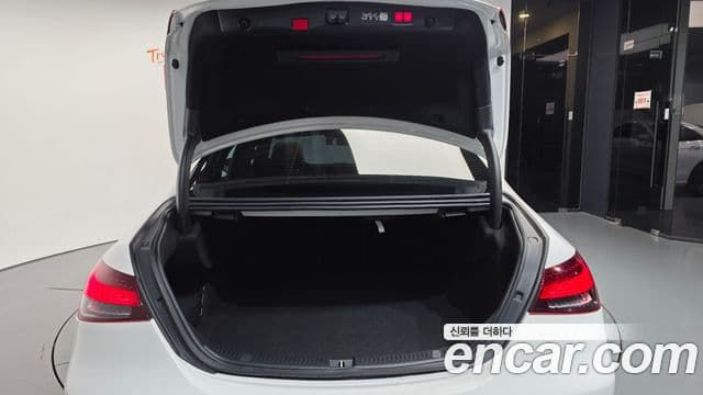 Mercedes-Benz E-Class 2023 — фото 20 из 20