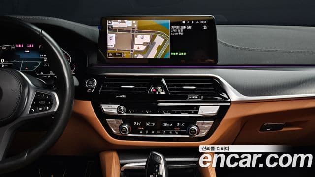 BMW 5 Series 2023 — Фото 15/20