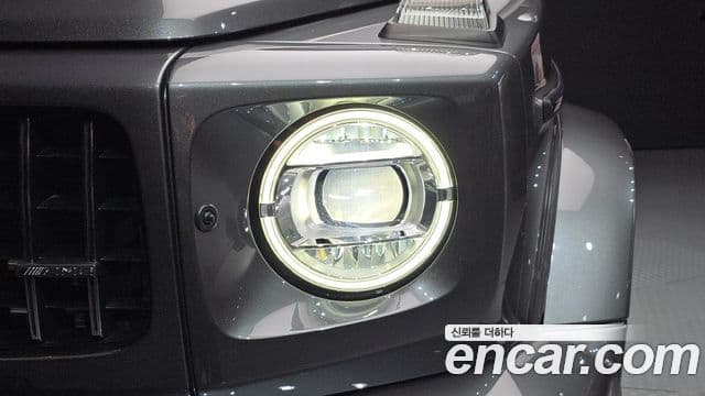 Mercedes-Benz G-Class 2023 — Photo 14/34