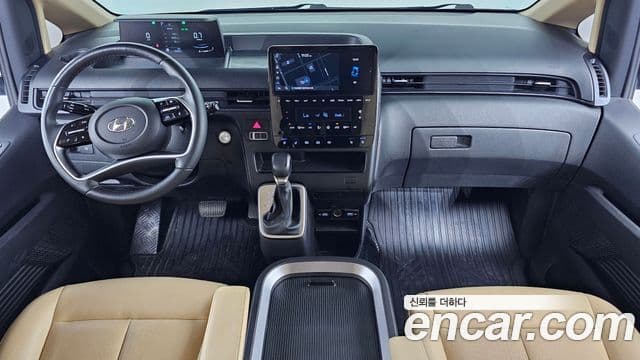 Hyundai Staria 2023 — Фото 7/20