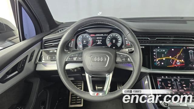 Audi Q7 2022 — Şəkil 12/20