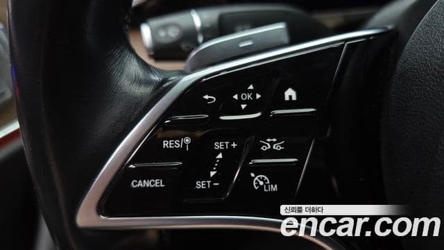Mercedes-Benz E-Class 2021 — Фото 19/20