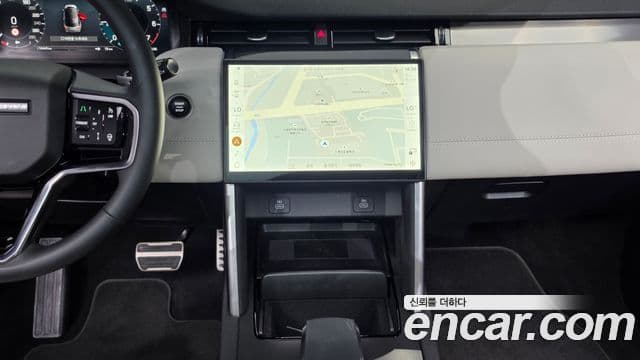 Land Rover Discovery Sport 2025 — Фото 14/20