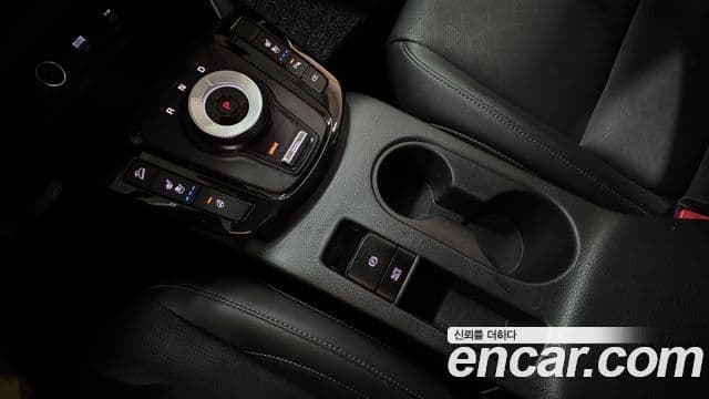 Kia Seltos 2023 — Şəkil 7/20