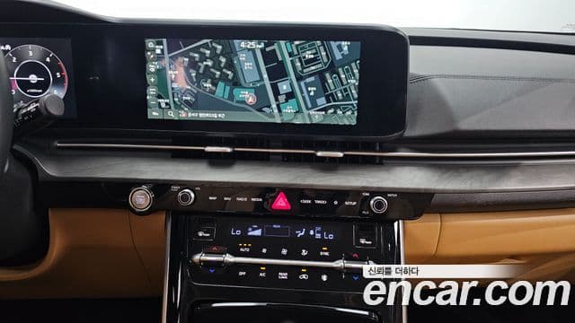 Kia Carnival 2023 — фото 14 из 20