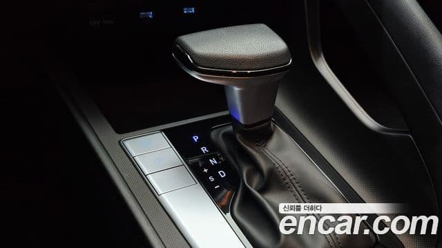 Hyundai Avante 2023 — ფოტო 9/20