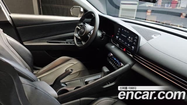 Hyundai Avante 2023 — ფოტო 19/20