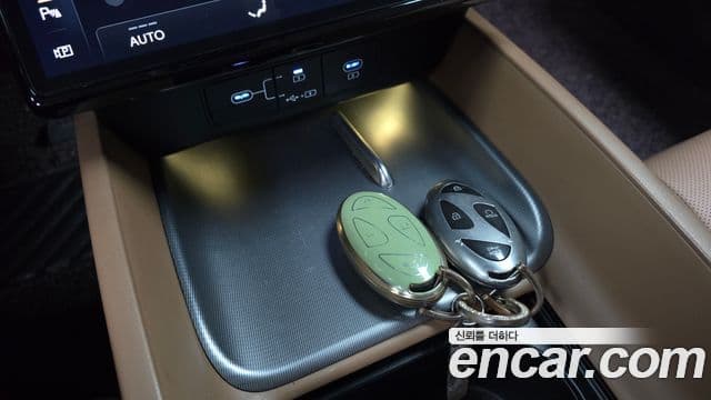 Hyundai Grandeur 2023 — Şəkil 18/20